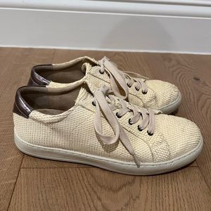Vaneli Catia Sneaker